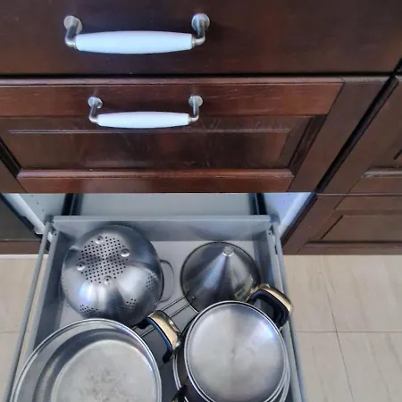 Live Poris La Morra Apartmán *