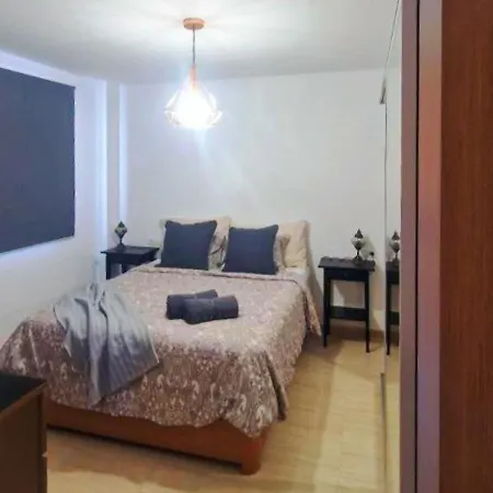 Live Poris La Morra アパート ポリス・デ・アボナ